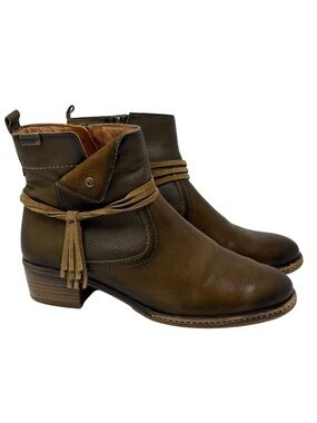 Pikolinos Zaragoza Short Ankle Boot